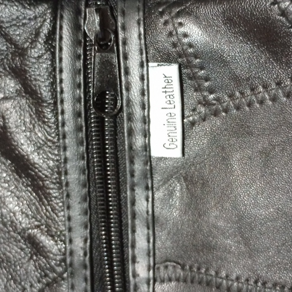 Elegant Black Genuine Leather Laptop Bag